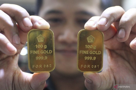 Harga emas Antam hari ini Rp1,054 juta per gram