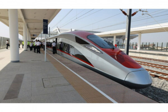 Silk Road Insights: "Blogger" Global Mengeksplorasi Proyek Kereta Api Unggulan China